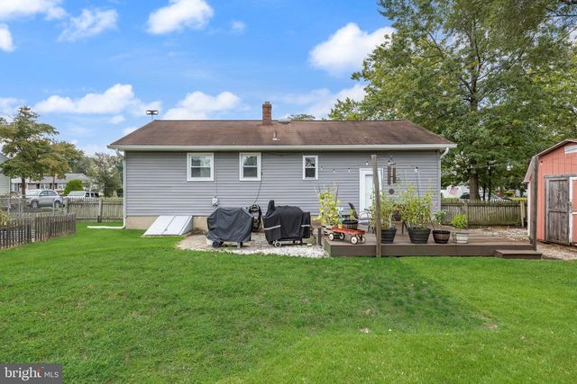 7 CHALFONT ST, Cinnaminson, NJ 08077