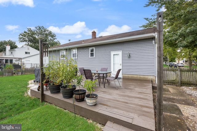 7 CHALFONT ST, Cinnaminson, NJ 08077