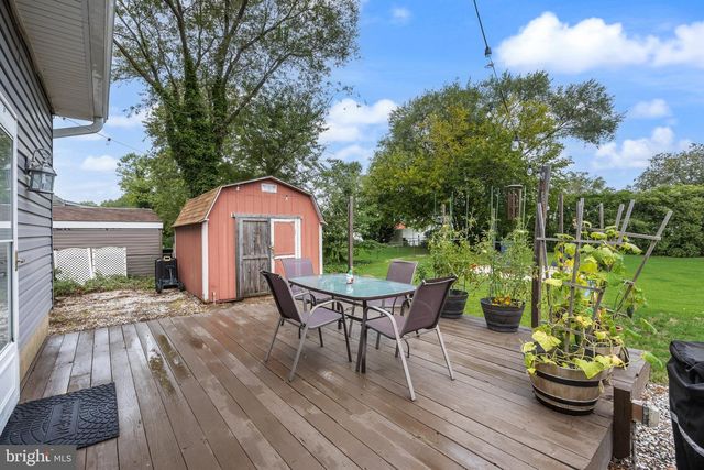 7 CHALFONT ST, Cinnaminson, NJ 08077