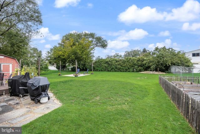 7 CHALFONT ST, Cinnaminson, NJ 08077