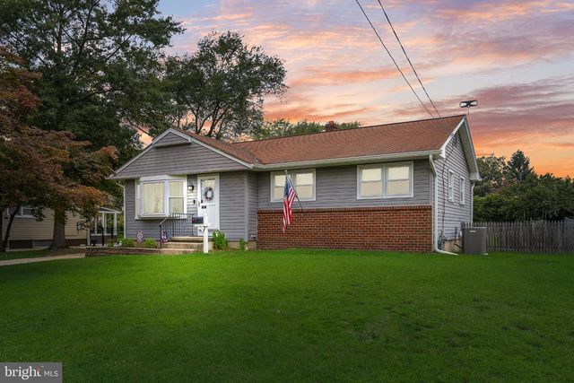 7 CHALFONT ST, Cinnaminson, NJ 08077