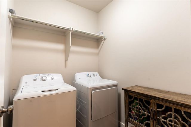 13134 Huntington Drive, Edmond, OK 73025