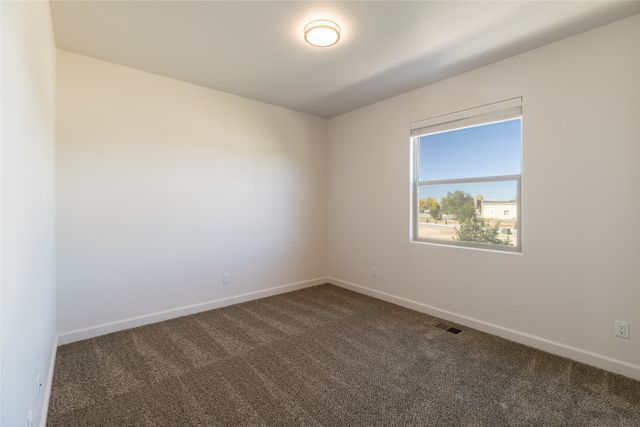 2050 Calle Sombra, Santa Fe, NM 87505