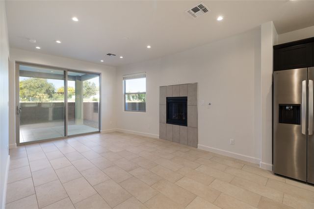 2050 Calle Sombra, Santa Fe, NM 87505