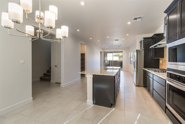 2050 Calle Sombra, Santa Fe, NM 87505