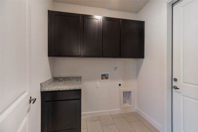 2050 Calle Sombra, Santa Fe, NM 87505