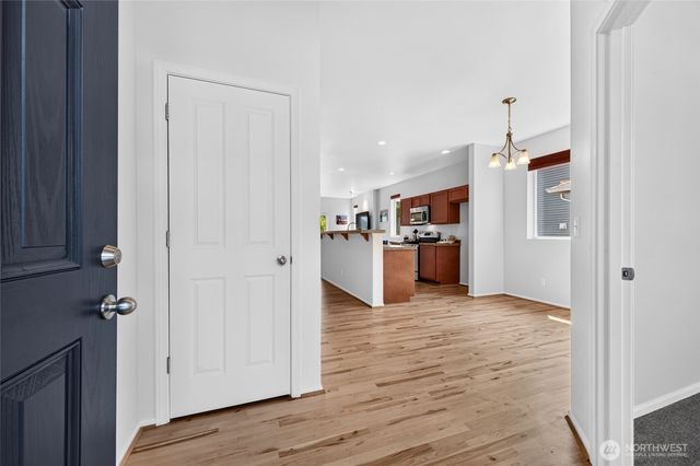 6618 Charlotte Avenue SE, Auburn, WA 98092