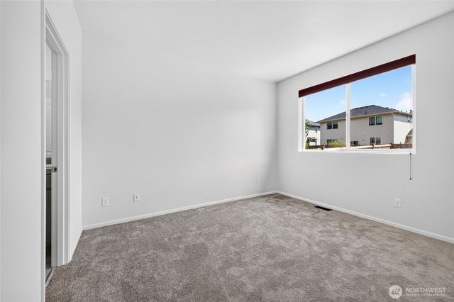 6618 Charlotte Avenue SE, Auburn, WA 98092