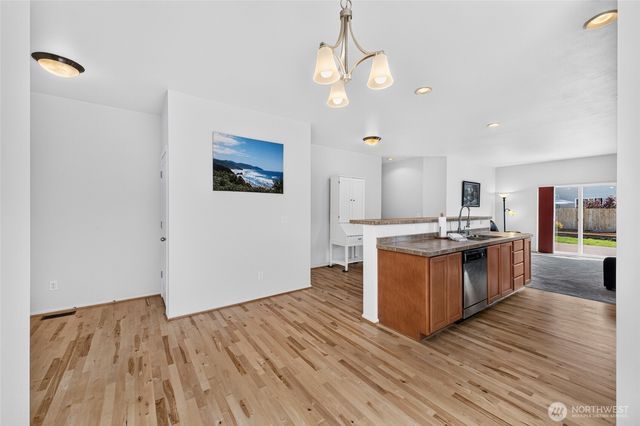 6618 Charlotte Avenue SE, Auburn, WA 98092
