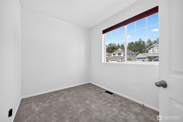 6618 Charlotte Avenue SE, Auburn, WA 98092