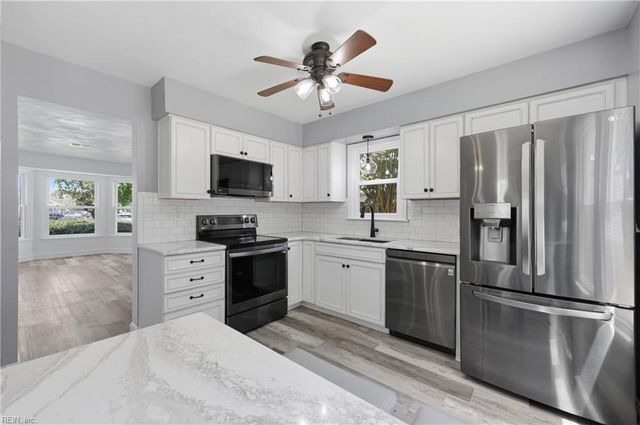 900 Chimo CT, Virginia Beach, VA 23454