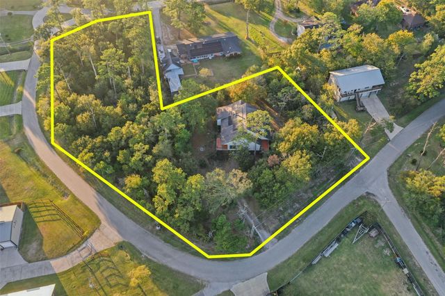 4510 Lininger Lane, Dickinson, TX 77539