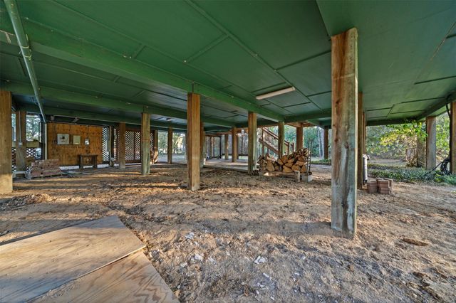 4510 Lininger Lane, Dickinson, TX 77539