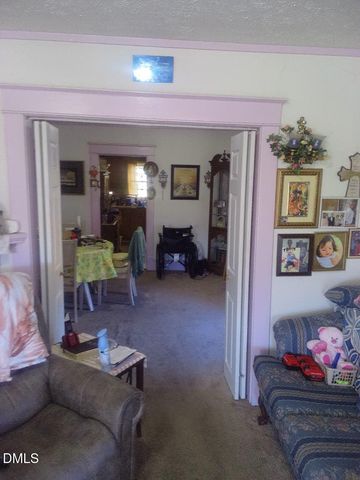 1086 Center Street, Fayetteville, NC 28306