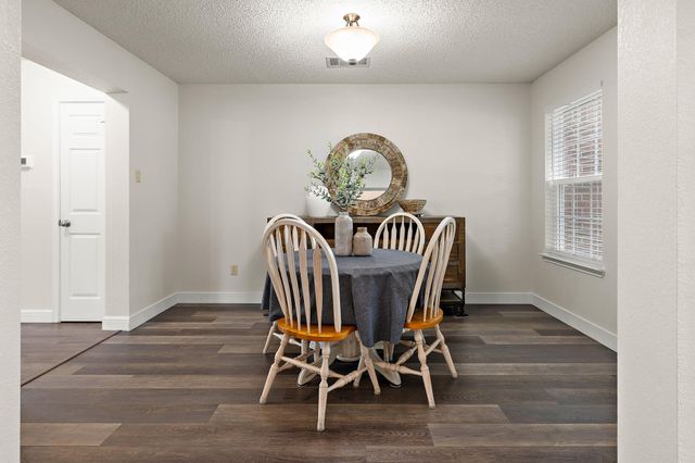 1800 Hollow Ridge DR, Cedar Park, TX 78613