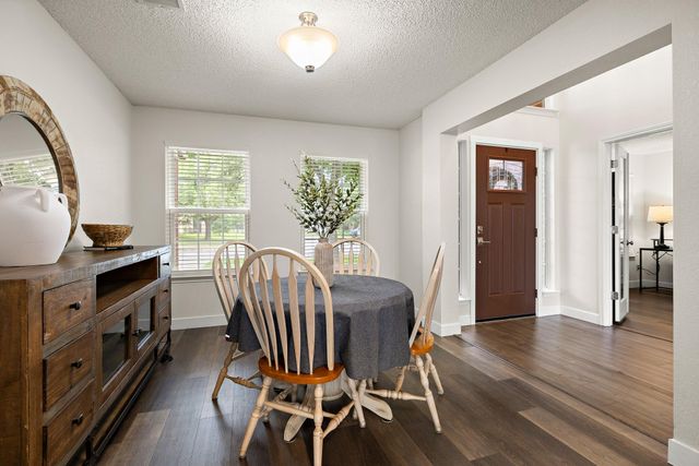 1800 Hollow Ridge DR, Cedar Park, TX 78613