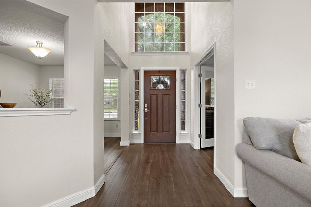 1800 Hollow Ridge DR, Cedar Park, TX 78613