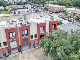 310 S Jensen Drive 2, Houston, TX 77003