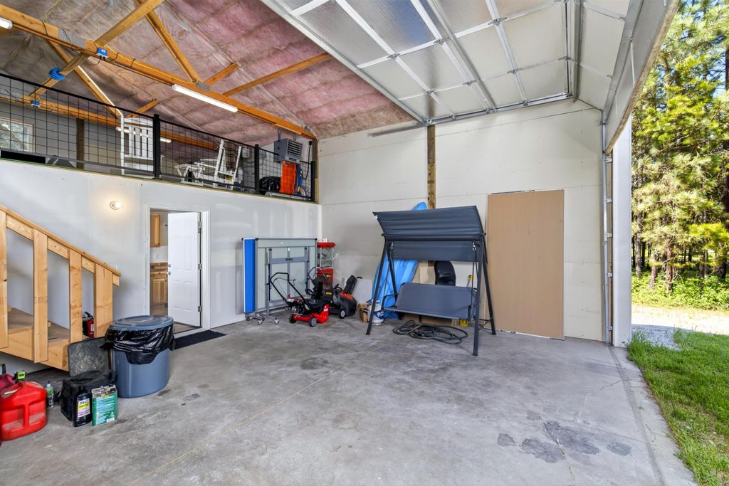272 Robin Rd, Usk, WA 99180 photo 17