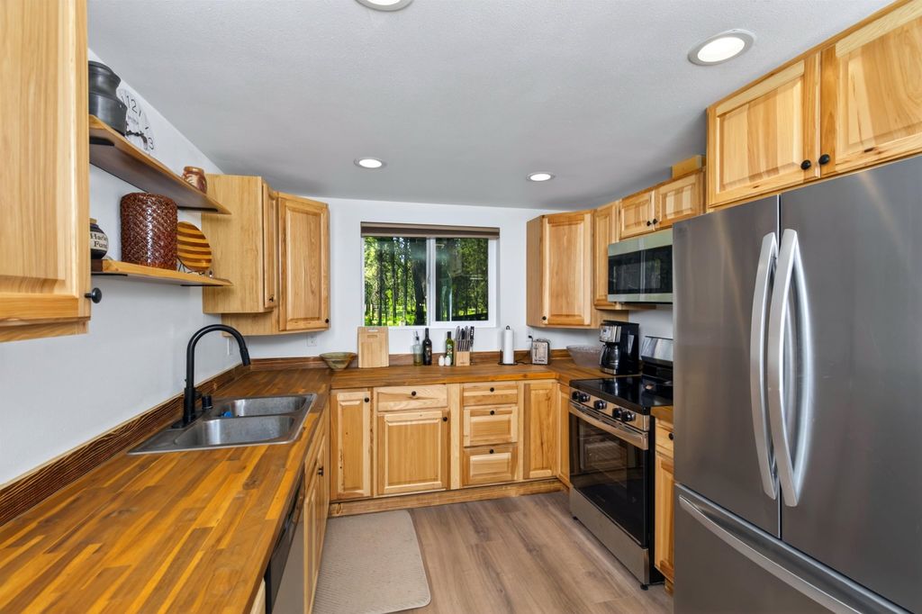 272 Robin Rd, Usk, WA 99180 photo 20