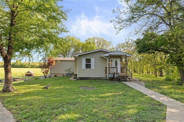 10908 S Outer Belt Road, Lone Jack, MO 64070