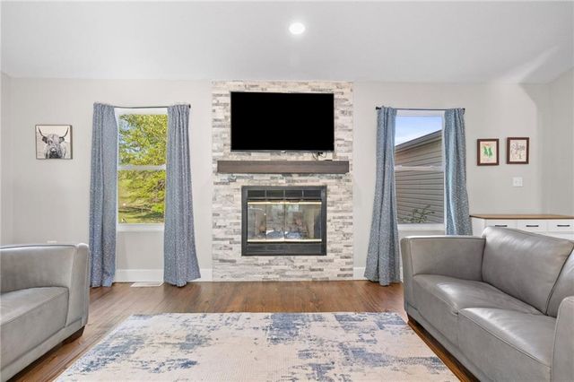 10908 S Outer Belt Road, Lone Jack, MO 64070