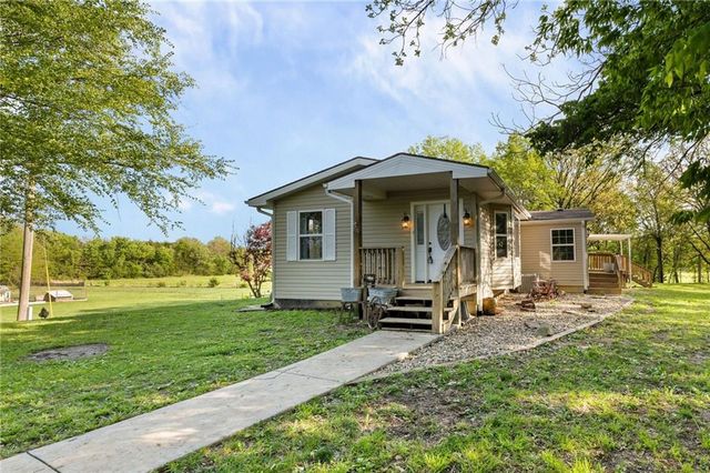 10908 S Outer Belt Road, Lone Jack, MO 64070
