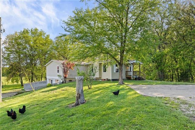 10908 S Outer Belt Road, Lone Jack, MO 64070