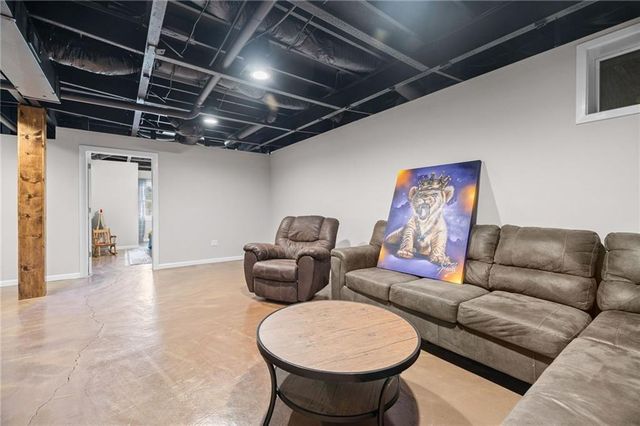 10908 S Outer Belt Road, Lone Jack, MO 64070