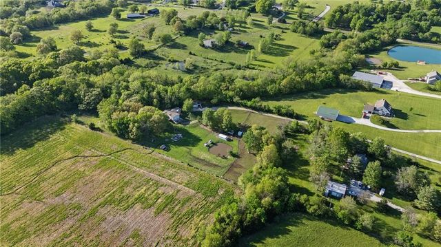 10908 S Outer Belt Road, Lone Jack, MO 64070