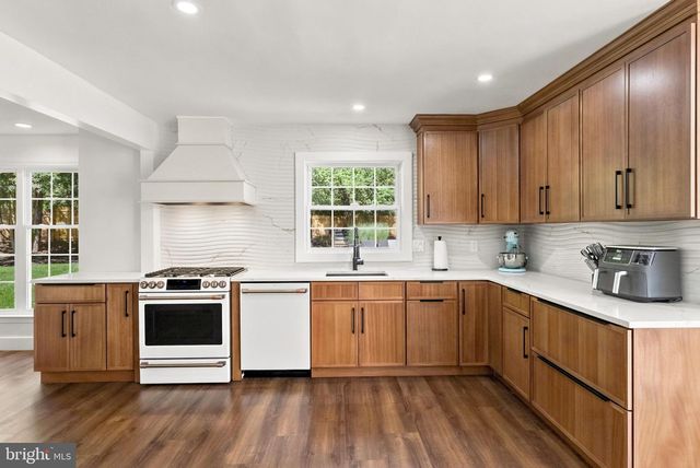 38 CARTER RD, Princeton, NJ 08540