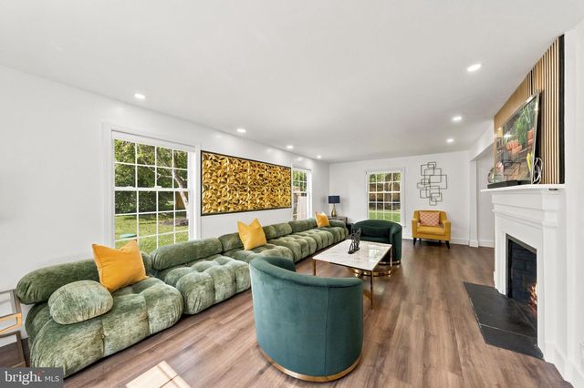 38 CARTER RD, Princeton, NJ 08540