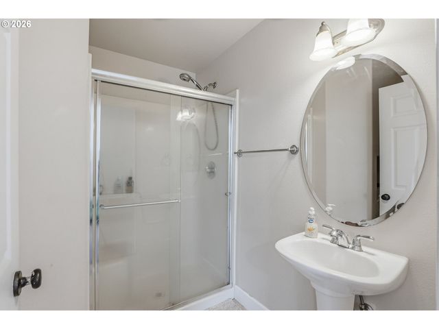 16864 Sw STELLAR Dr, Sherwood, OR 97140