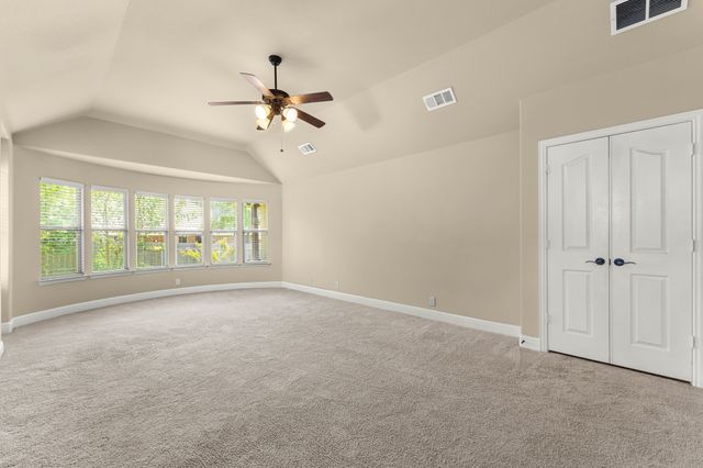 5333 Smokey Ridge Drive, Fort Worth, TX 76123