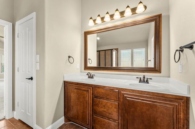 5333 Smokey Ridge Drive, Fort Worth, TX 76123