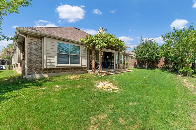 5333 Smokey Ridge Drive, Fort Worth, TX 76123