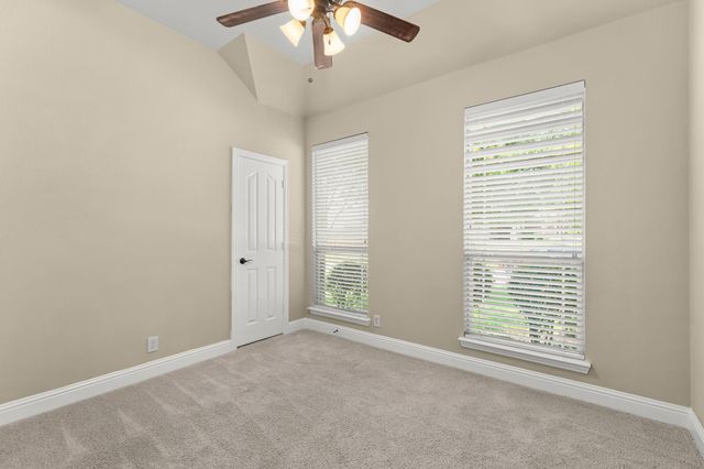 5333 Smokey Ridge Drive, Fort Worth, TX 76123