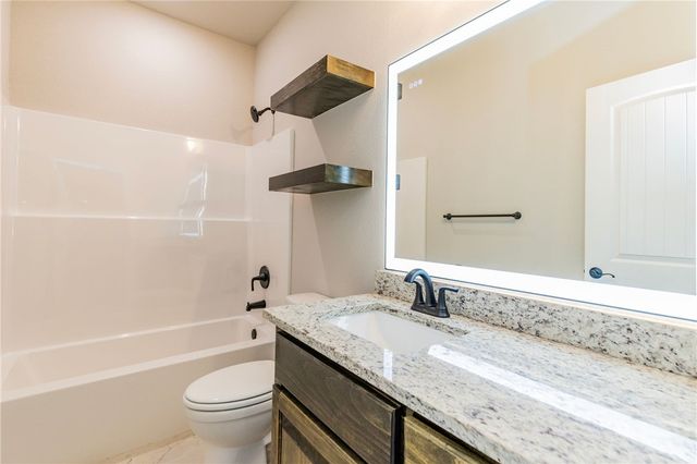 6605 SW Basswood, Bentonville, AR 72713