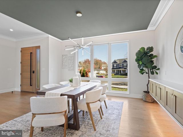 616 GIBSON CIR SW, Vienna, VA 22180