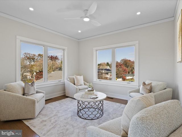 616 GIBSON CIR SW, Vienna, VA 22180