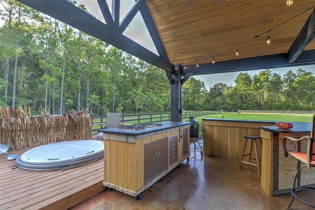 2751 N White Rose Ln Lane, Lake Charles, LA 70611