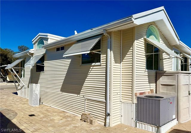 427 Vanda Sanctuary 427, Naples, FL 34114