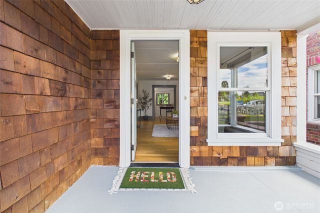 1728 5th Street, Bremerton, WA 98337