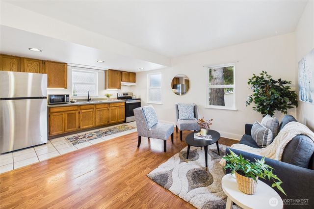 1728 5th Street, Bremerton, WA 98337
