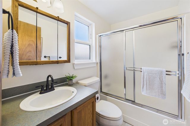 1728 5th Street, Bremerton, WA 98337