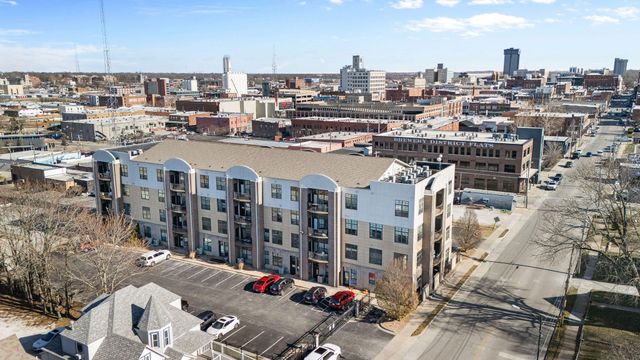 623 W Walnut 206, Springfield, MO 65806