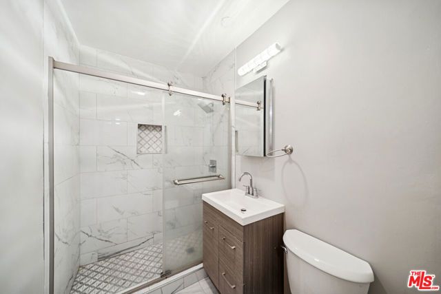 326 S Serrano Avenue 4, Los Angeles, CA 90020