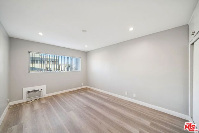 326 S Serrano Avenue 4, Los Angeles, CA 90020