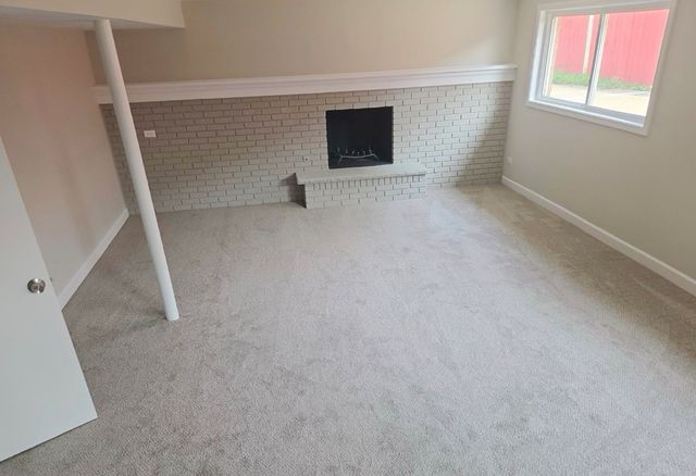 295 Hoxie Avenue, Calumet City, IL 60409