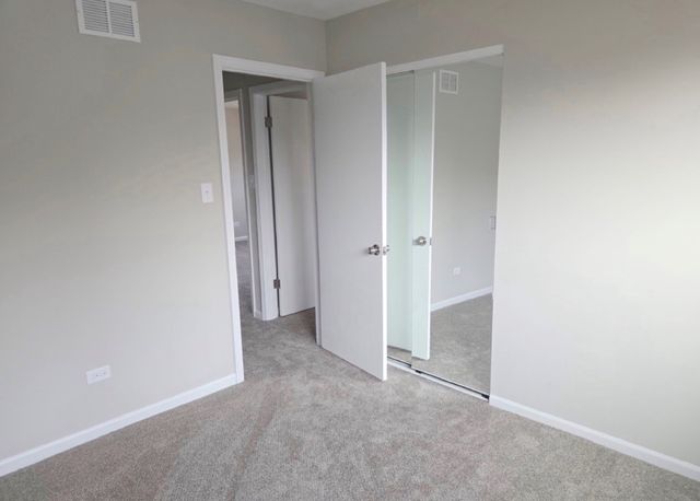 295 Hoxie Avenue, Calumet City, IL 60409